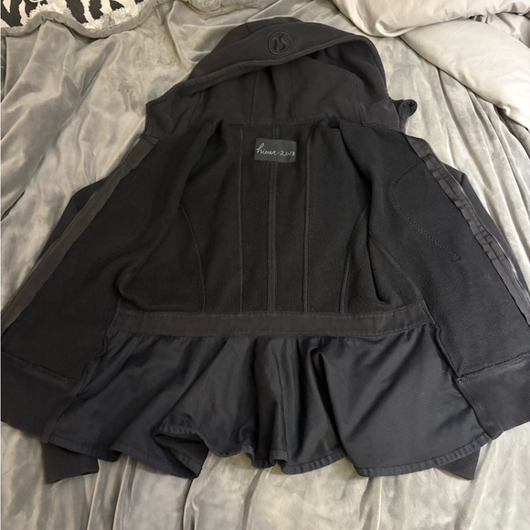 Vintage Lululemon Scuba Hoodie *Ruffled Up - Picture 6 of 13